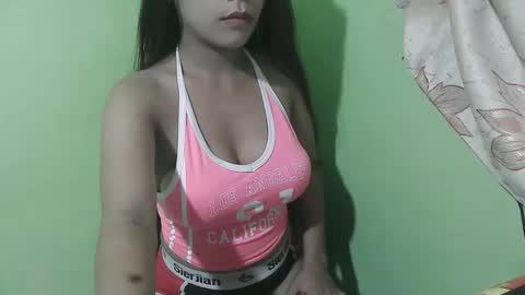 Snapshot of cumwhore4uxox chatting on January 17, 2026, 5:49 pm cumwhore4uxox online show from January 17, 2026, 5:49 pm