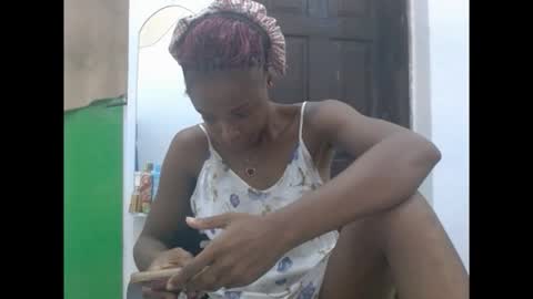 Snapshot of cupidxdoll chatting on February 18, 2026, 12:01 pm cupidxdoll online show from February 18, 2026, 12:01 pm