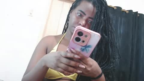 Snapshot of cuplex_hotlatina94 chatting on June 5, 2026, 11:16 am dominic and julieta... independent models online show from June 5, 2026, 11:16 am