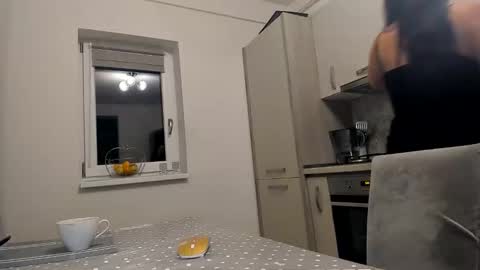 maria  alex online show from October 24, 2025, 2:30 am