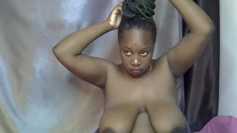 Snapshot of cupshee chatting on June 3, 2026, 3:28 pm cupshee online show from June 3, 2026, 3:28 pm