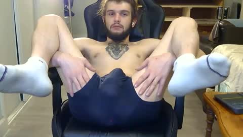 curiouss25 online show from April 4, 2026, 9:07 am