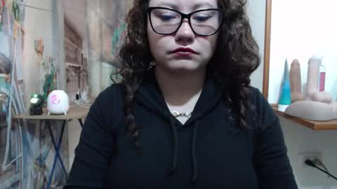 Vannesa online show from February 18, 2026, 6:15 pm