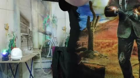 Snapshot of curly_greeneyed chatting on May 9, 2026, 4:50 am Vannesa online show from May 9, 2026, 4:50 am