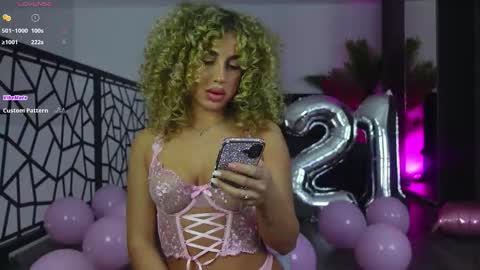 Antonia online show from February 15, 2026, 10:47 am