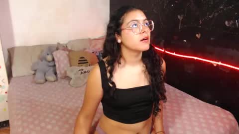 Snapshot of curlycool chatting on January 13, 2025, 2:07 am Max and Cata online show from January 13, 2025, 2:07 am