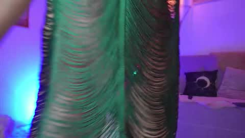 Natasha online show from October 27, 2025, 5:00 am