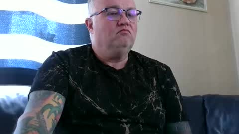 curtus14 online show from September 20, 2025, 7:20 am