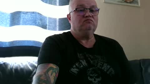 curtus14 online show from September 28, 2025, 7:25 am