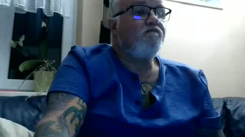 Snapshot of curtus14 chatting on June 16, 2026, 8:33 pm curtus14 online show from June 16, 2026, 8:33 pm