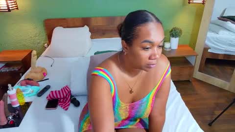 Danna online show from September 24, 2025, 8:34 pm