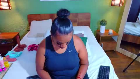 Snapshot of curvyebonyy_ chatting on March 27, 2026, 2:28 pm Danna online show from March 27, 2026, 2:28 pm