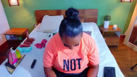 Snapshot of curvyebonyy_ chatting on March 28, 2026, 2:27 pm Danna online show from March 28, 2026, 2:27 pm