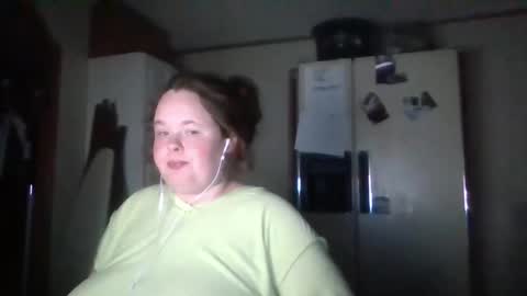 Snapshot of curvyplayday chatting on October 5, 2025, 7:07 am dahlia -kim online show from October 5, 2025, 7:07 am