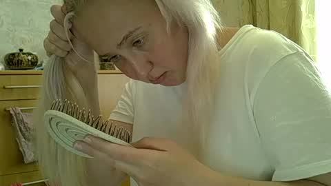 Snapshot of curvywild_lady30 chatting on June 1, 2026, 10:50 am Curvy online show from June 1, 2026, 10:50 am