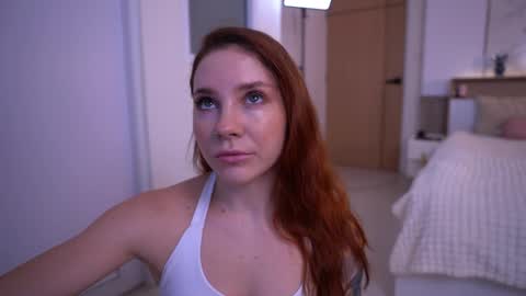 Snapshot of cute__foxy chatting on April 26, 2026, 3:04 am Foxy online show from April 26, 2026, 3:04 am