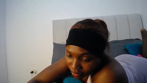 Liya online show from October 1, 2025, 7:36 am