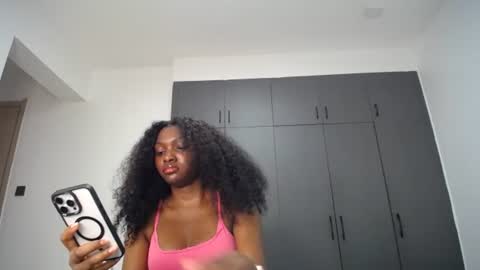 Snapshot of cute_ass18 chatting on July 5, 2026, 11:45 pm Liya online show from July 5, 2026, 11:45 pm