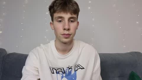 Snapshot of cute_brian chatting on May 29, 2026, 5:00 pm Im Brian online show from May 29, 2026, 5:00 pm