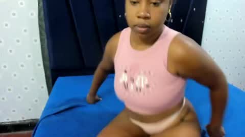 Snapshot of cute_ebony_18_ chatting on May 6, 2026, 12:21 pm cute_ebony_18_ online show from May 6, 2026, 12:21 pm