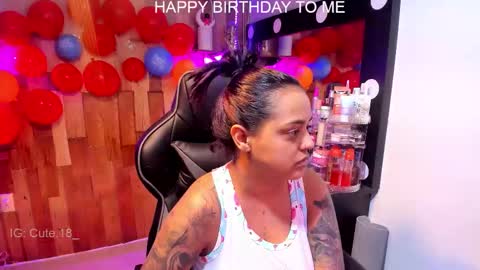    Independent Model online show from October 30, 2025, 11:16 pm