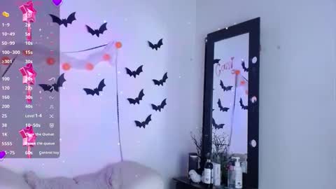 Cute horny1 online show from November 9, 2025, 2:43 am