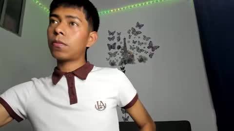 Snapshot of cute_horny_friends chatting on May 29, 2026, 11:41 am AnderSamu online show from May 29, 2026, 11:41 am