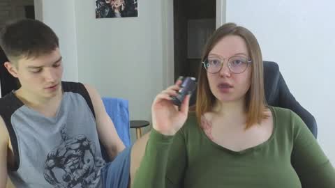 Snapshot of cute_junk chatting on December 16, 2024, 2:36 am Kite and Jack online show from December 16, 2024, 2:36 am