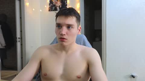 Snapshot of cute_junk chatting on March 8, 2025, 8:03 pm Kite and Jack online show from March 8, 2025, 8:03 pm