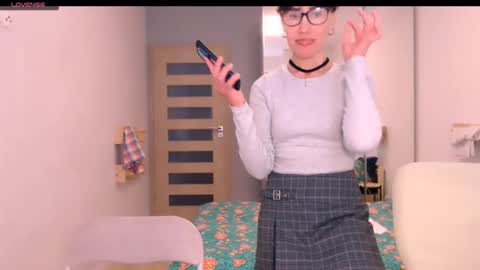 cute_lion_ online show from February 9, 2026, 1:37 pm