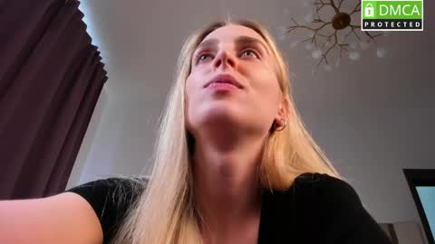 Snapshot of cute_milana chatting on June 3, 2026, 2:33 pm Milana online show from June 3, 2026, 2:33 pm