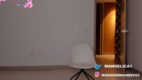 Snapshot of cute_molly18 chatting on March 6, 2025, 1:27 am Maria online show from March 6, 2025, 1:27 am