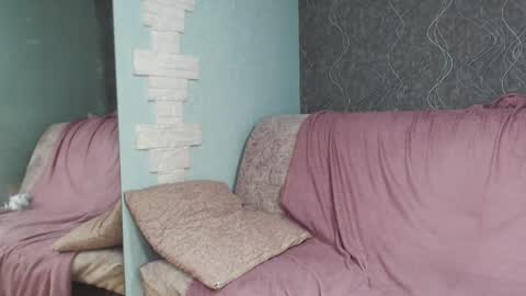 Oliver online show from February 25, 2025, 9:35 pm