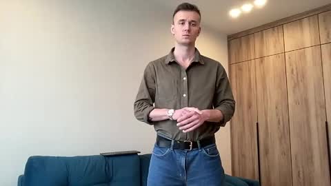 cute_skywalker online show from April 19, 2026, 3:22 pm