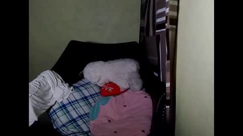 Snapshot of cute_slut09 chatting on February 12, 2026, 9:54 pm Mimi online show from February 12, 2026, 9:54 pm