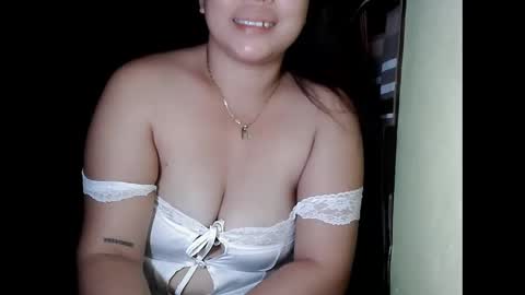 Snapshot of cute_slut09 chatting on April 4, 2026, 10:40 pm Mimi online show from April 4, 2026, 10:40 pm