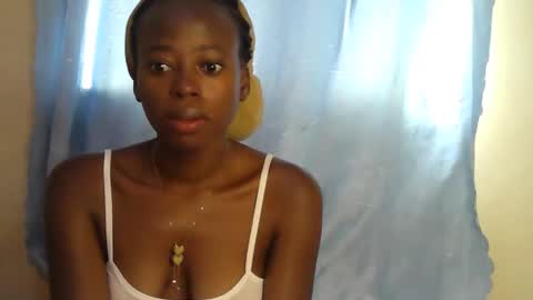 cute_sonny online show from October 6, 2025, 5:49 am