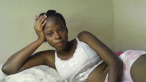 cute_sonny online show from November 24, 2025, 5:51 am