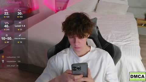 Thomas -  online show from December 2, 2024, 1:14 am