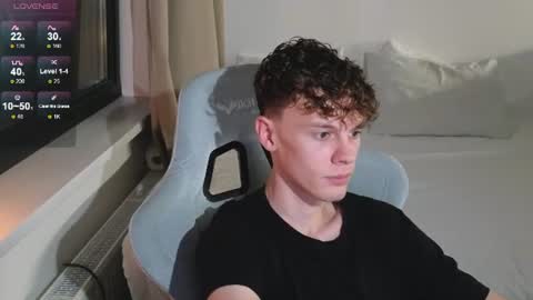Snapshot of cute_thomas chatting on July 10, 2026, 8:22 pm Thomas - online show from July 10, 2026, 8:22 pm
