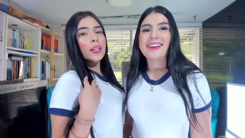 WANNA SEE MORE OF TWINS              online show from December 18, 2024, 5:21 pm