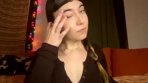 Rose 3 Cute Balloons online show from January 5, 2025, 9:47 pm