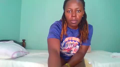 Cuteberry87 online show from February 1, 2026, 7:29 am