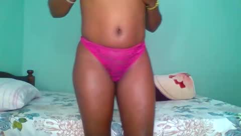 Cuteberry87 online show from February 6, 2026, 2:05 am