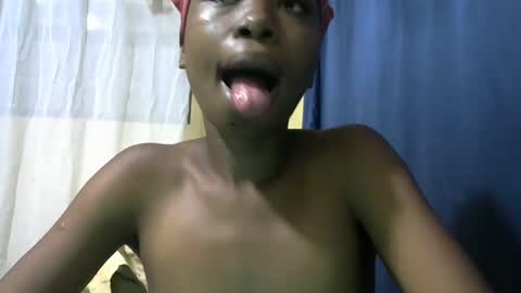 VALLARY online show from February 22, 2025, 1:24 pm