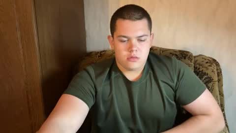 Snapshot of cutebutnaughty_ chatting on November 8, 2025, 5:01 pm Alex online show from November 8, 2025, 5:01 pm