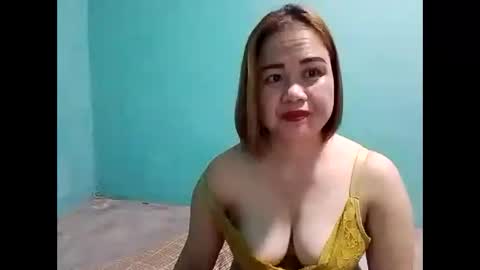 Snapshot of cutechey06 chatting on December 11, 2024, 9:23 pm Sky online show from December 11, 2024, 9:23 pm