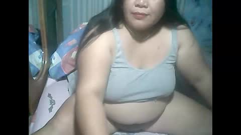 Snapshot of cutechubbyasian chatting on January 7, 2026, 12:29 pm cutechubbyasian online show from January 7, 2026, 12:29 pm