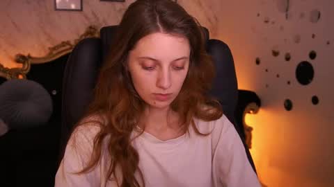 Foxy online show from May 12, 2026, 1:52 pm