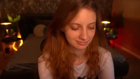 Snapshot of cuteefoxy chatting on June 23, 2026, 1:31 pm Foxy online show from June 23, 2026, 1:31 pm